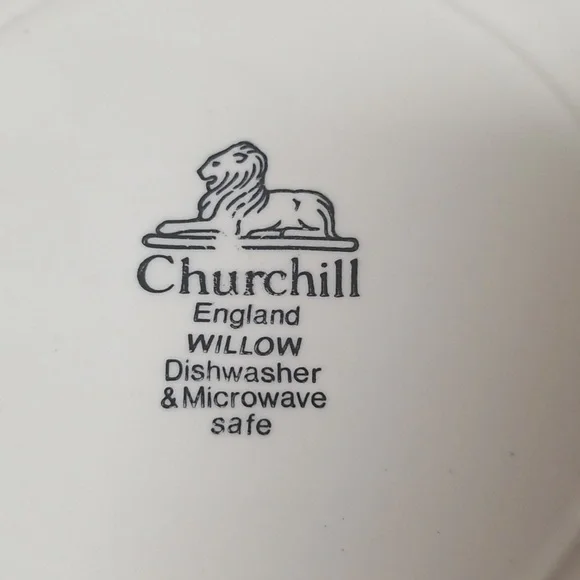 💥 CHURCHILL BLUE WILLOW PATTERN, ENGLAND- 2 - 10.25" Dinner Plates,1 Cup - Picture 4 of 7